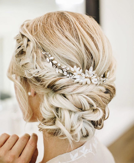 17 Most Jaw-dropping Wedding Hairstyle with Rhinestone Clips